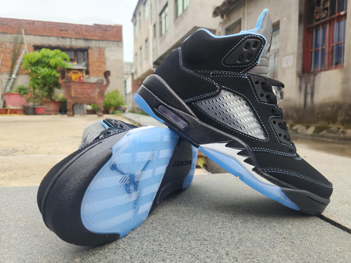 Air Jordan 5 Men's & Women's Sneakers | Black / University Blue