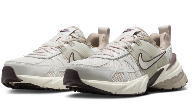 Nike V2K Run Women's Sneakers | Light Greenish Brown / Khaki / Earth / Light Bone