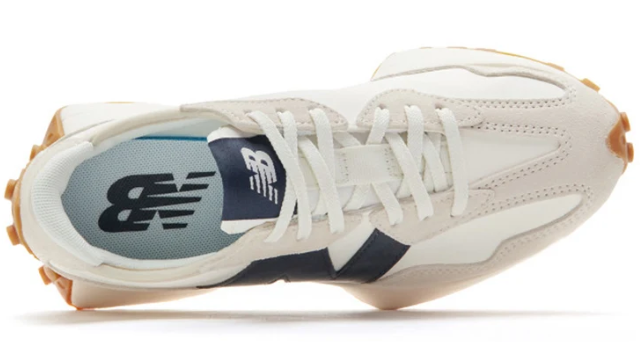 New Balance 327 Women's Sneakers | Moonbeam / Outerspace