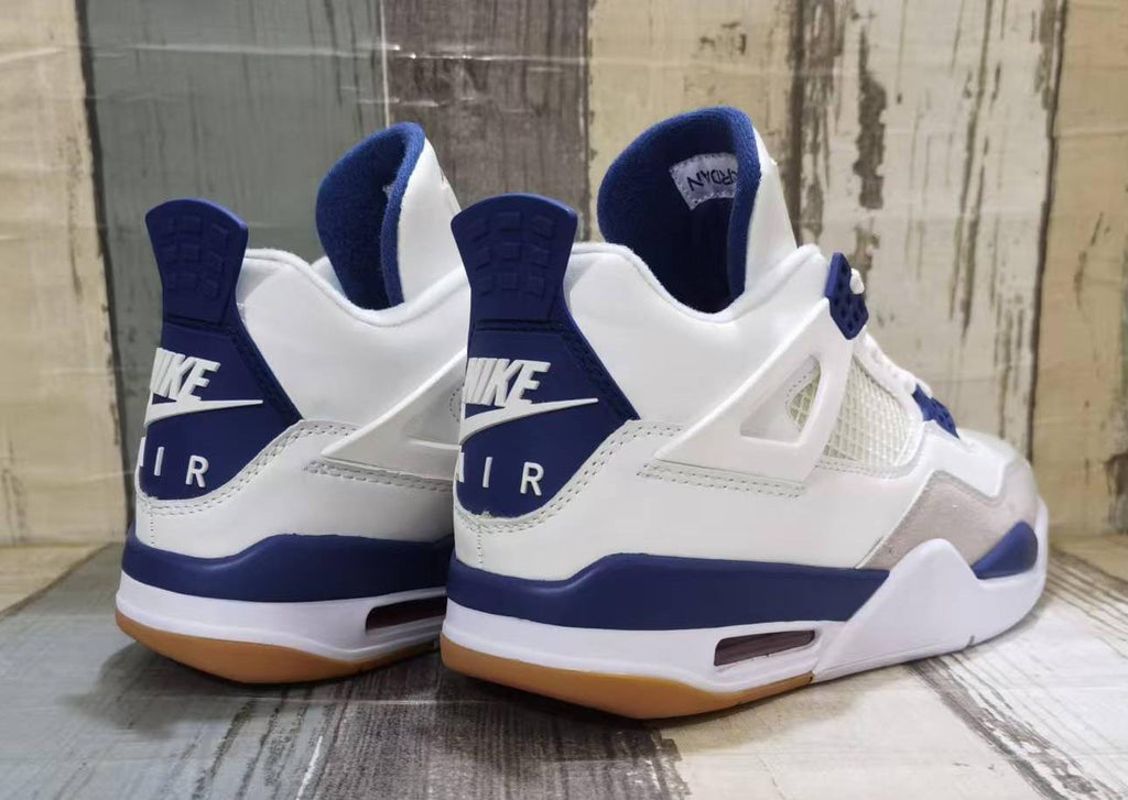 Air Jordan 4 Retro Sneakers | White / Navy