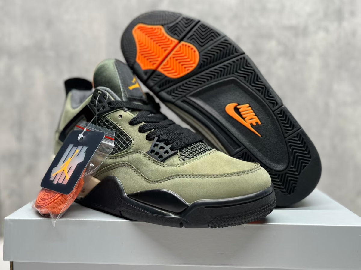 Air Jordan 4 Retro Sneakers | Silk Green