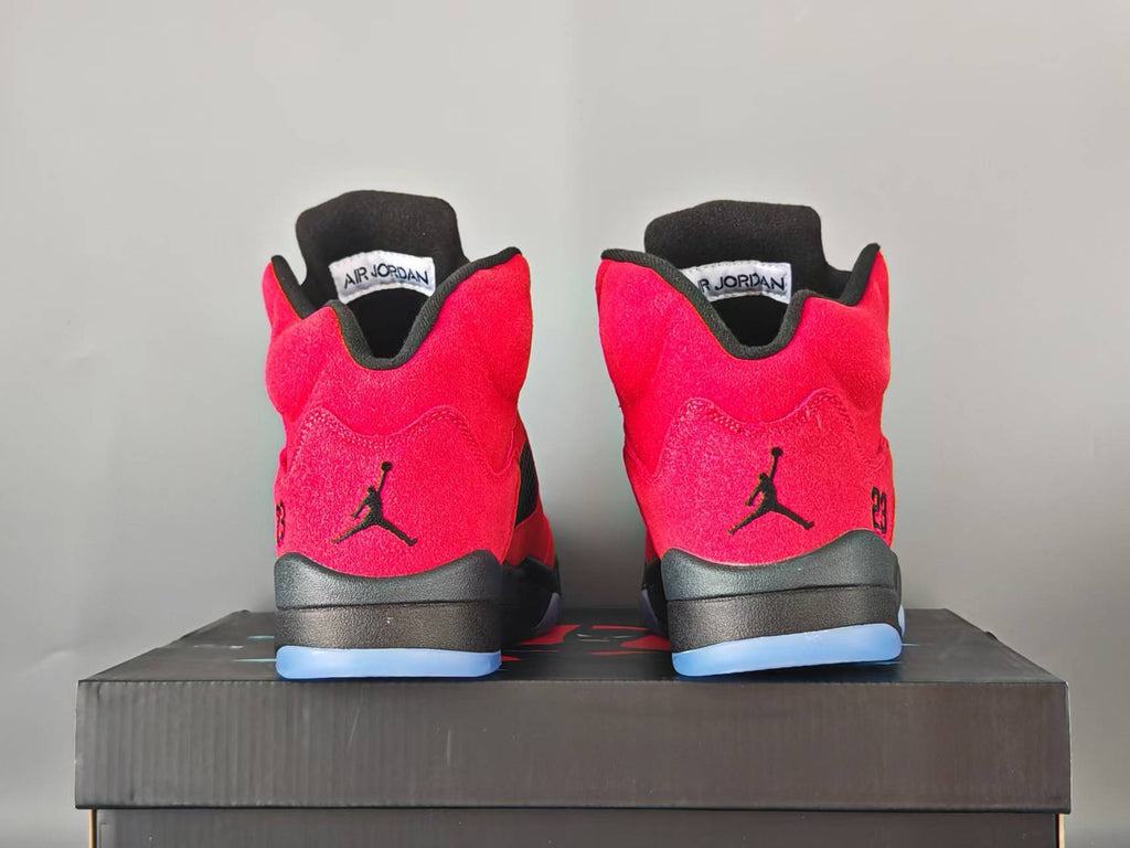 Air Jordan 5 Retro Men's & Women's Sneakers | Batman Beyond