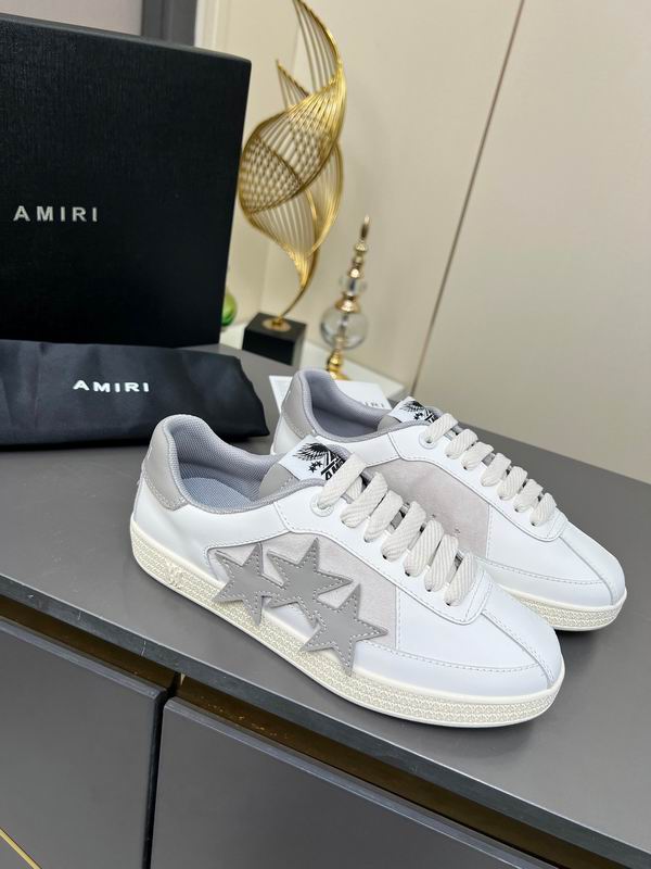 AMIRI Low-Top Sneakers | White / Grey Star Detail