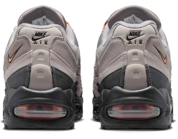 Nike Air Max 95 OG Sneakers | Pencil Point / Hot Curry