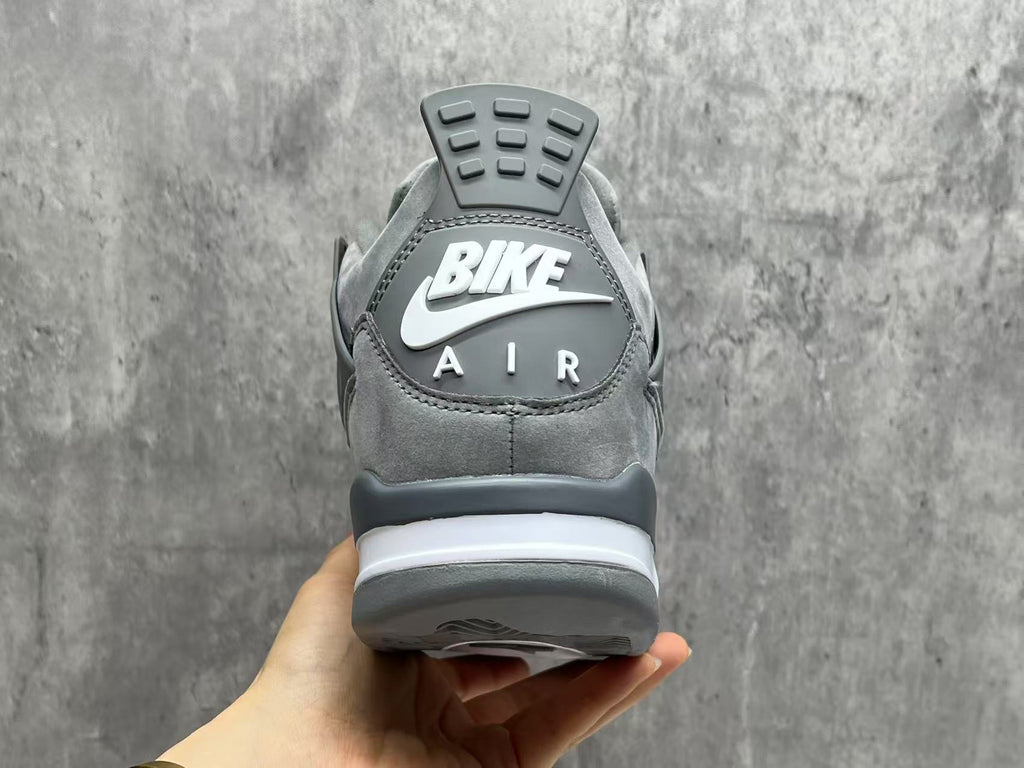 Air Jordan 4 Retro Sneakers | Cool Grey