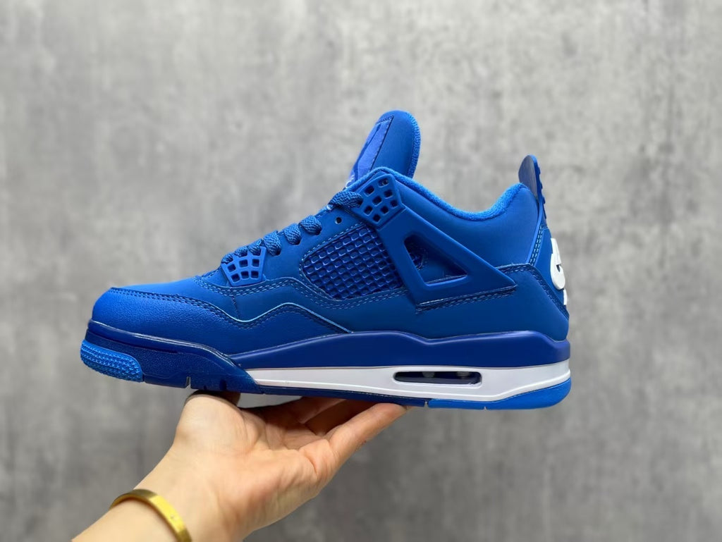 Air Jordan 4 Retro Sneakers | Blue