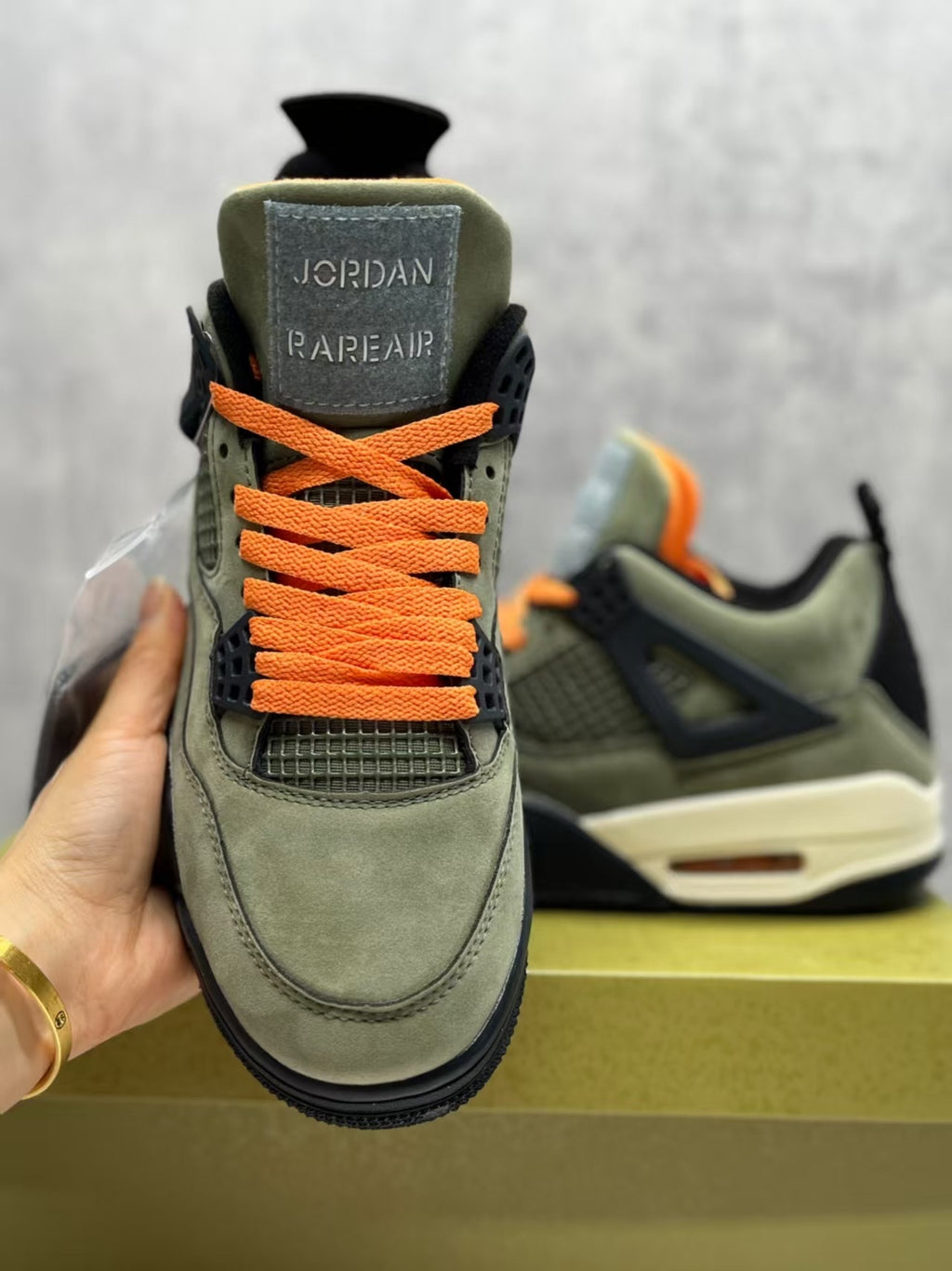 Air Jordan 4 Retro Sneakers | Olive Green